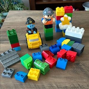 Lot of 48 pcs Mega Blocks